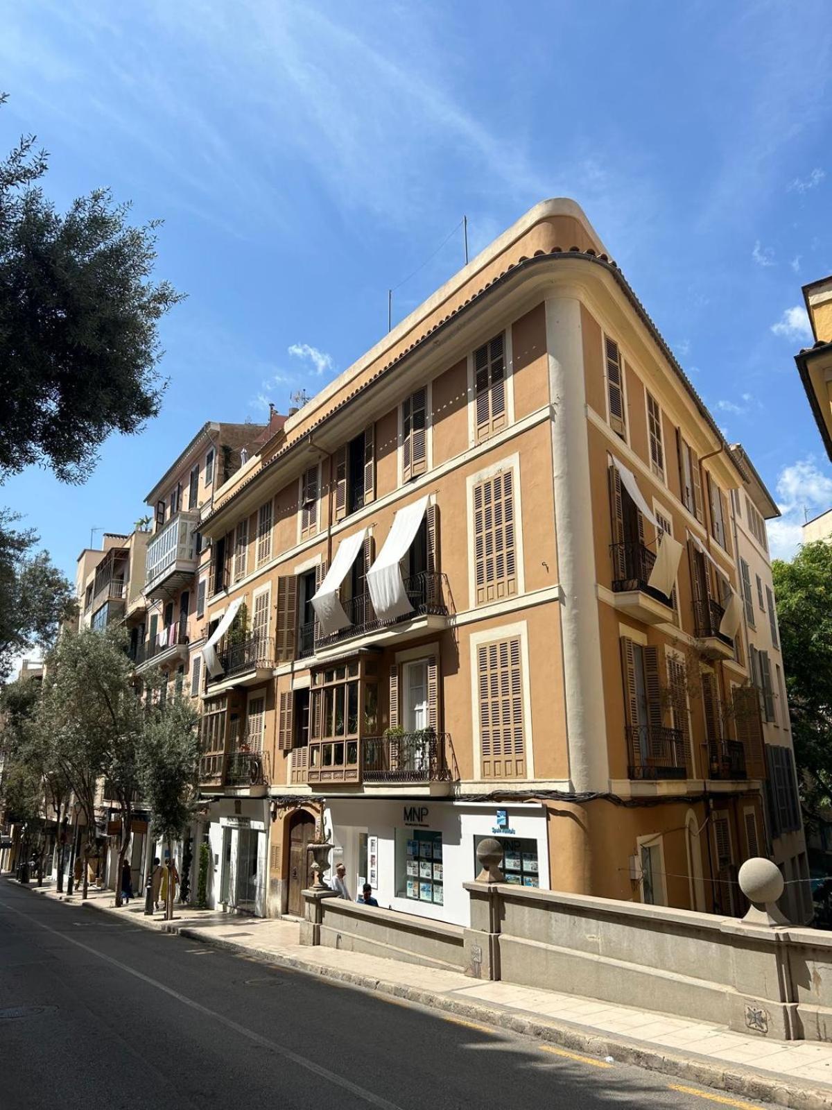 Dog Admiral - Urban Guest House PMI Exterior foto